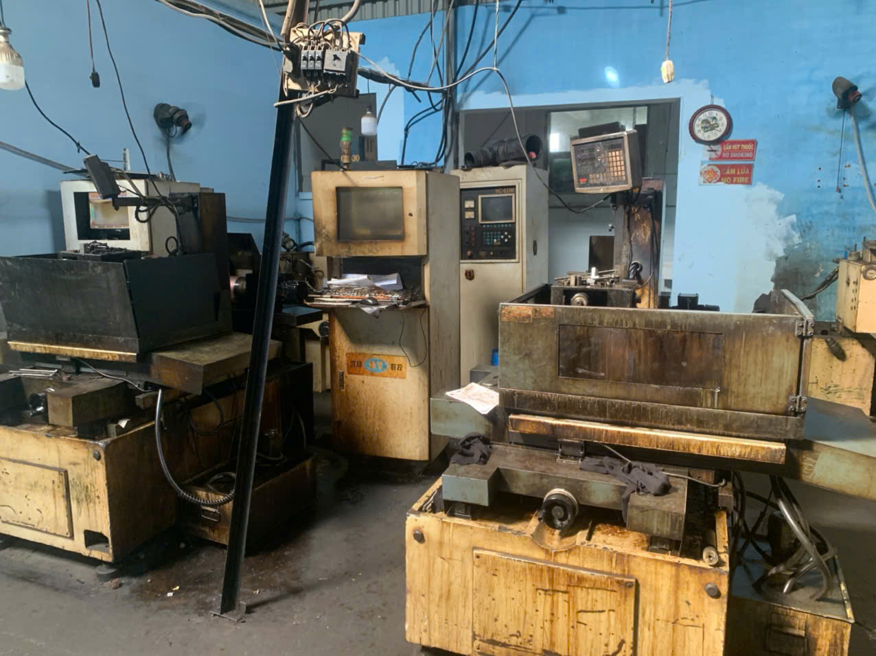 Wire cutting machines.jpg